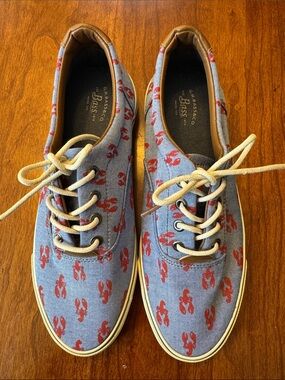 Bass Women’s Light Blue Canvas Boat Shoes with Red Lobster Print